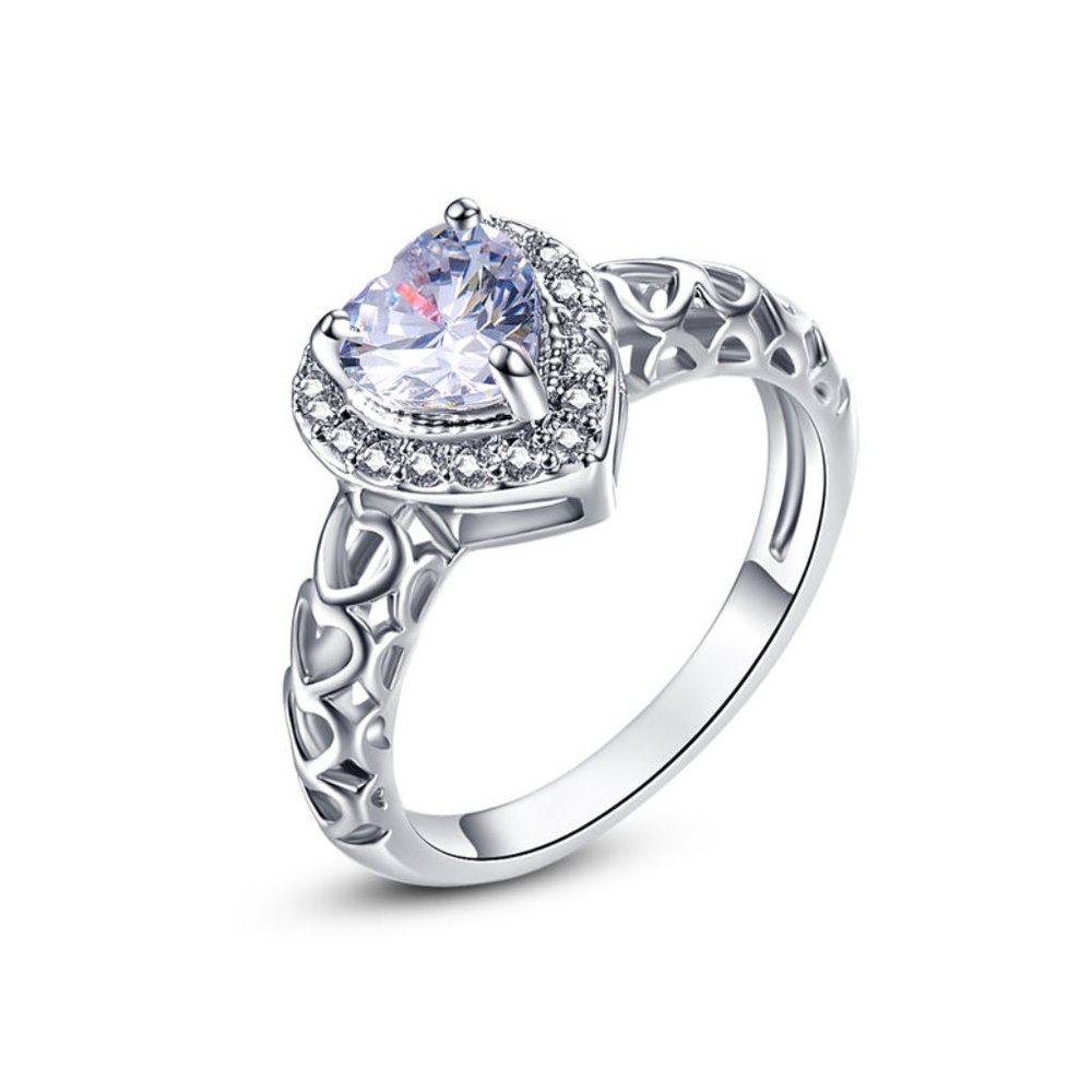 SALE ** BRAND NEW ** DIAMOND HEART RING